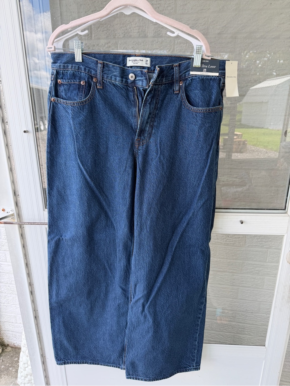 Ultra loose low rise A&F Jeans